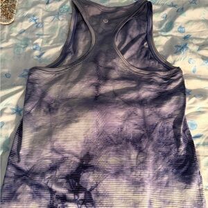 Lululemon razorback Women's Purple Tie-Dye Tank Top xs